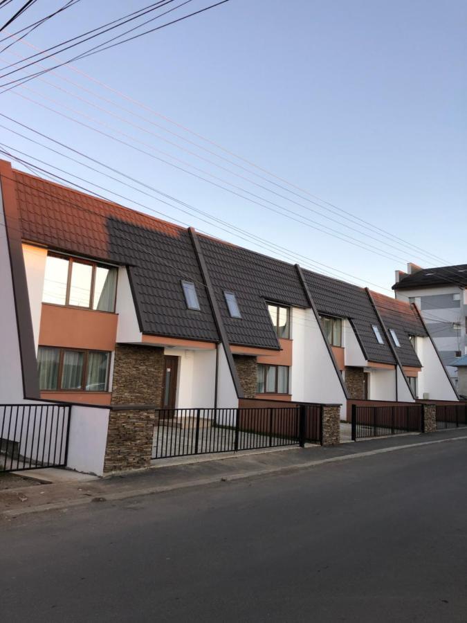 Aleria De Piatra Aparthotel Piatra Neamt Luaran gambar